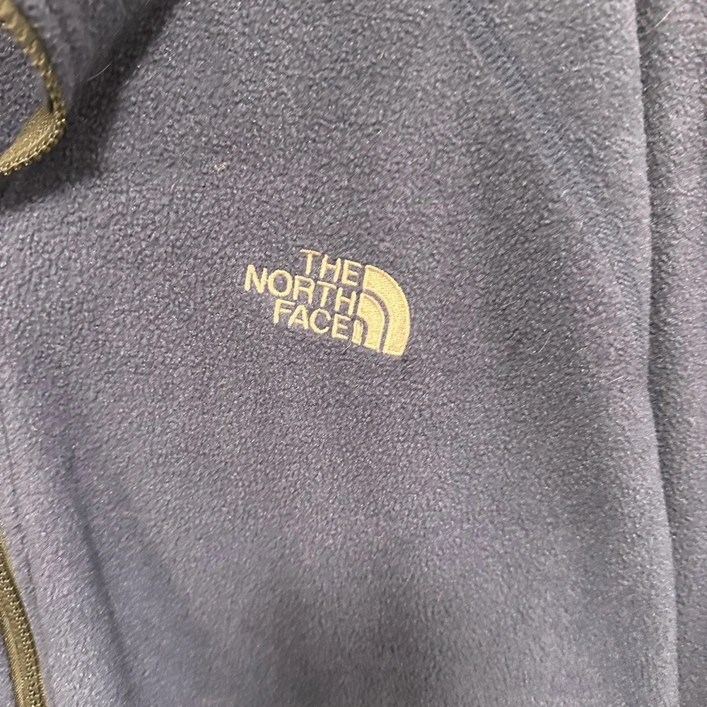 The North Face Navy Fleece zip up Jacket men’s Size XL!